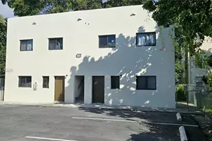 1037 SW 4th St, Miami, FL 33130 - Photo 1