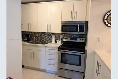 468 NE 206th Ln #102, Miami, FL 33179 - Photo 1