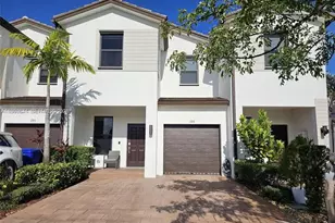 186 SW 185th Terrace, Pembroke Pines, FL 33029 - Photo 1
