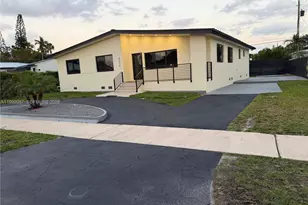 8220 SW 29th St, Miami, FL 33155 - Photo 1