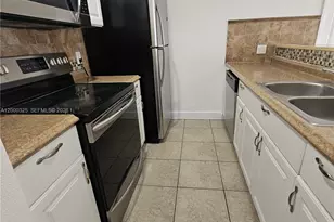 8180 Geneva Ct, Doral, FL 33166 - Photo 1