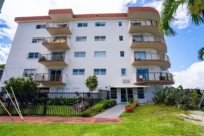 7150 Indian Creek Dr #506, Miami Beach, FL 33141 - Photo 1