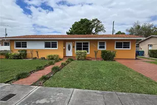 3240 SW 96th Ave, Miami, FL 33165 - Photo 1