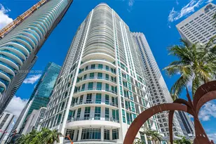 300 S Biscayne Blvd, Miami, FL 33131 - Photo 1