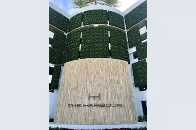16385 Biscayne Blvd. #1902, North Miami Beach, FL 33160 - Photo 1
