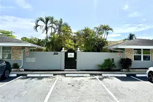 924 NE 17th Terrace, Fort Lauderdale, FL 33304 - Photo 1