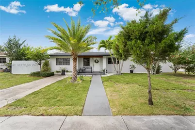 9771 Martinique Dr, Cutler Bay, FL 33189 - Photo 1