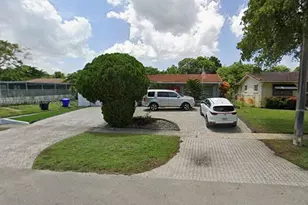 2100 N 54th Ave, Hollywood, FL 33021 - Photo 1