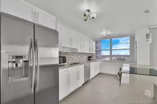 18041 Biscayne Blvd, Aventura, FL 33160 - Photo 1