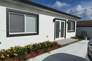 831 SE 9th Ave, Hialeah, FL 33010 - Photo 1