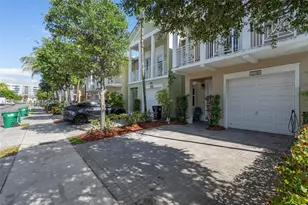 10788 NW 76th Ln, Doral, FL 33178 - Photo 1