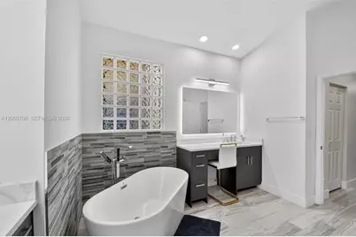 7579 Via Luria, Lake Worth, FL 33467 - Photo 30