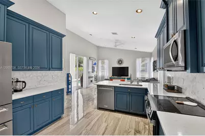 7579 Via Luria, Lake Worth, FL 33467 - Photo 18