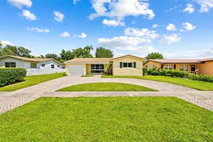 1925 N 39th Ave, Hollywood, FL 33021 - Photo 1