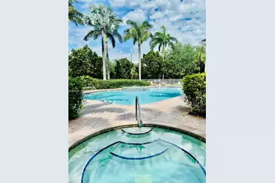 556 NW 39th Cir, Boca Raton, FL 33431 - Photo 1