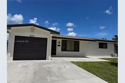 8721 NW 11th St, Pembroke Pines, FL 33024 - Photo 1