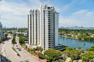 5555 Collins Ave, Miami Beach, FL 33140 - Photo 1