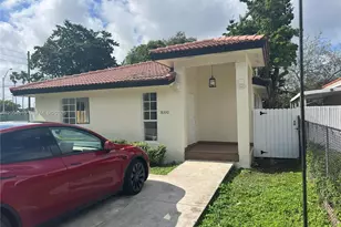 18330 SW 102nd Pl, Miami, FL 33157 - Photo 1