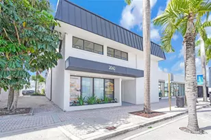 2640 Hollywood Blvd, Hollywood, FL 33020 - Photo 1