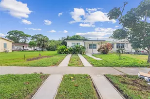 1408 N 23rd St, Fort Pierce, FL 34950 - Photo 1