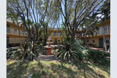 4051 N Dixie Hwy #10, Oakland Park, FL 33334 - Photo 1
