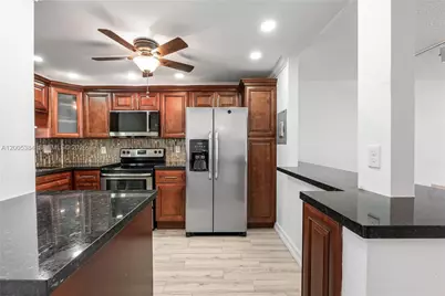 711 S Hollybrook Dr #209, Pembroke Pines, FL 33025 - Photo 1