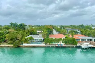 9800 W Bay Harbor Dr, Bay Harbor Islands, FL 33154 - Photo 1