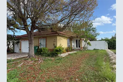 12390 SW 217th St, Miami, FL 33170 - Photo 1