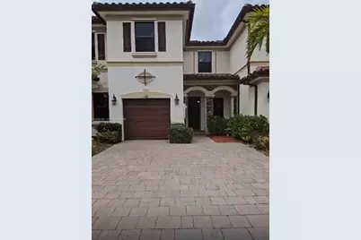 3387 W 90th St #3387, Hialeah, FL 33018 - Photo 1