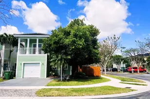 390 NE 35th Ave, Homestead, FL 33033 - Photo 1