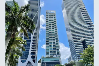 1040 Biscayne Blvd #3305, Miami, FL 33132 - Photo 1