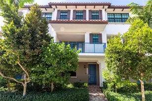 11348 SW 14th St, Pembroke Pines, FL 33025 - Photo 1