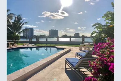 2250 Bay Dr #8, Miami Beach, FL 33141 - Photo 1