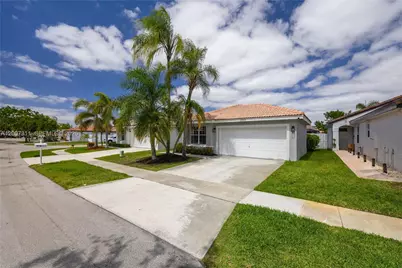 2737 SW 177th Ave, Miramar, FL 33029 - Photo 1