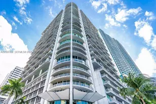 690 SW 1st Ct, Miami, FL 33130 - Photo 1