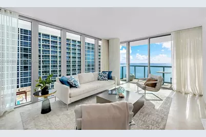 6799 Collins Ave #902, Miami Beach, FL 33141 - Photo 1