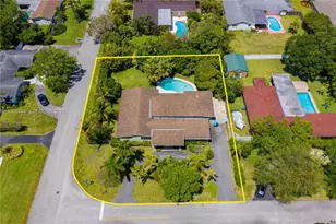 14590 SW 84th Ct, Palmetto Bay, FL 33158 - Photo 1