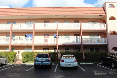 9480 Sunrise Lakes Blvd #204, Sunrise, FL 33322 - Photo 1