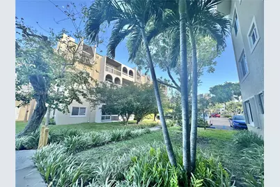 7860 Camino Real #L410, Miami, FL 33143 - Photo 1