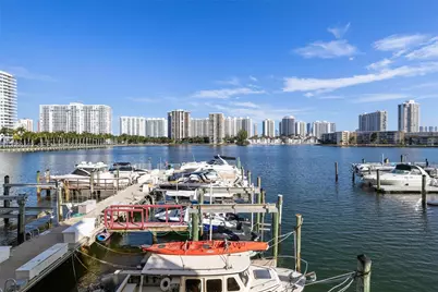 18071 Biscayne Blvd #802, Aventura, FL 33160 - Photo 1