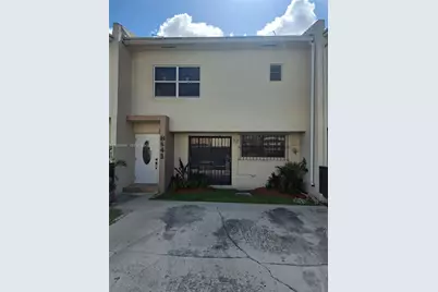 8541 NW 7th St #32, Miami, FL 33126 - Photo 1