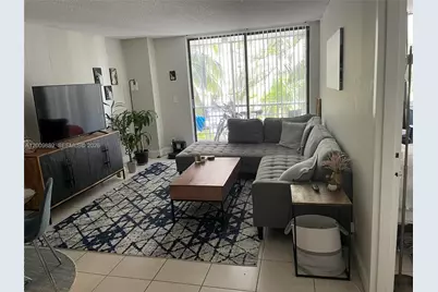 2935 NE 163rd St #3R, North Miami Beach, FL 33160 - Photo 1