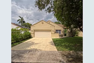 1211 SW 84th Ter #1211, Pembroke Pines, FL 33025 - Photo 1