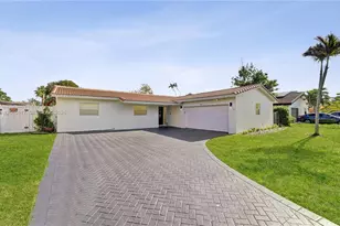 7511 NW 41st St, Coral Springs, FL 33065 - Photo 1