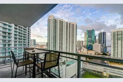92 SW 3rd St #2410, Miami, FL 33130 - Photo 1