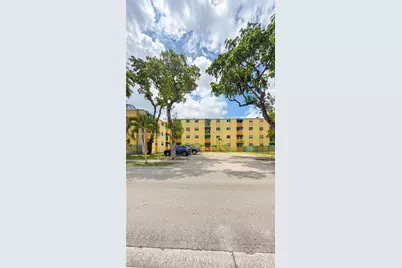 666 W 81st St #316, Hialeah, FL 33014 - Photo 1