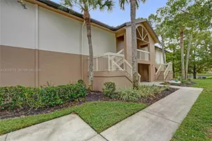 9901 Westview Dr, Coral Springs, FL 33076 - Photo 1