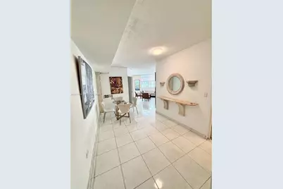 905 Brickell Bay Dr #1824, Miami, FL 33131 - Photo 1