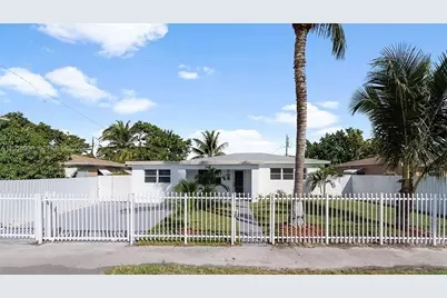 925 NW 84th St, Miami, FL 33150 - Photo 1