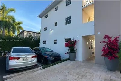 3270 W Trade Ave #5, Miami, FL 33133 - Photo 1